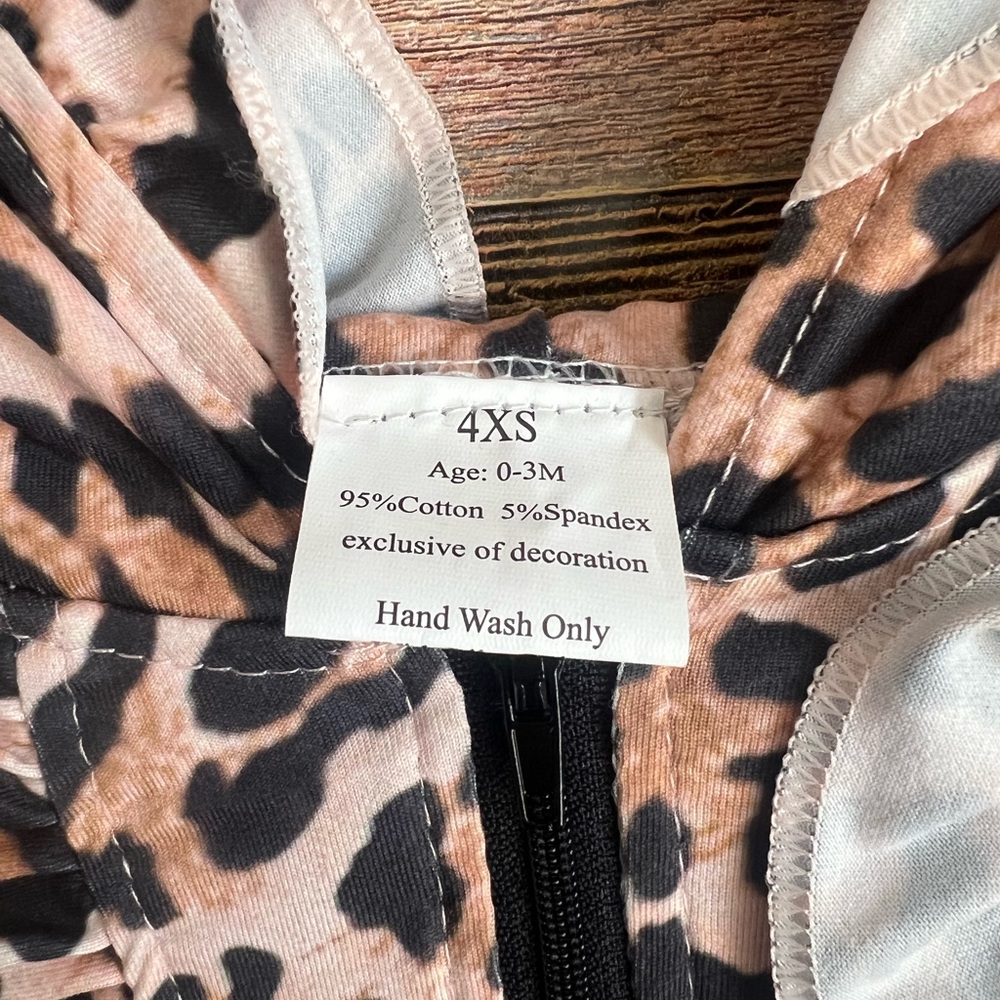 Leopard Print Ruffle Jacket - Picture 2 of 3